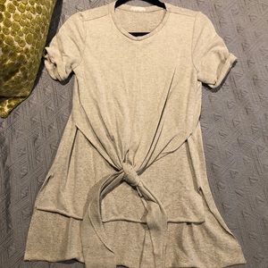 Zara Top w/ Tie Front, size Small